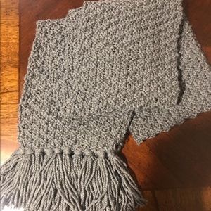 Hand-knitted Gray Seed Stitch Scarf